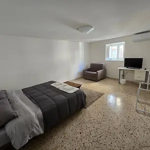  Affittacamere Mak House Italia